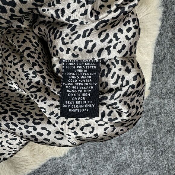 Sanctuary Vest Women Medium Beige Faux Fur Soft Full Zip Tooth Toggle Button - Picture 6 of 12